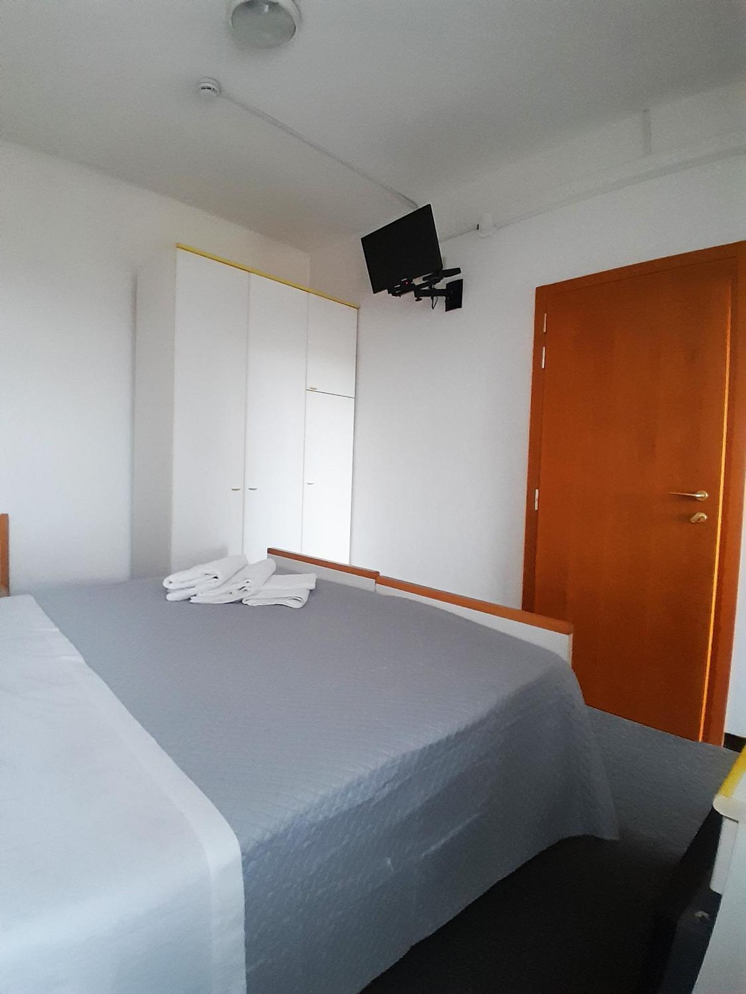 Hotel Berlino Католика Екстериор снимка